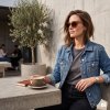 Slunecni bryle REPLAY RY676S H01 W lifestyle 002 web